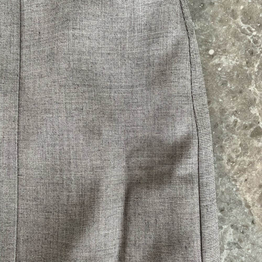 H&M gray mini skirt - Picture 6 of 7